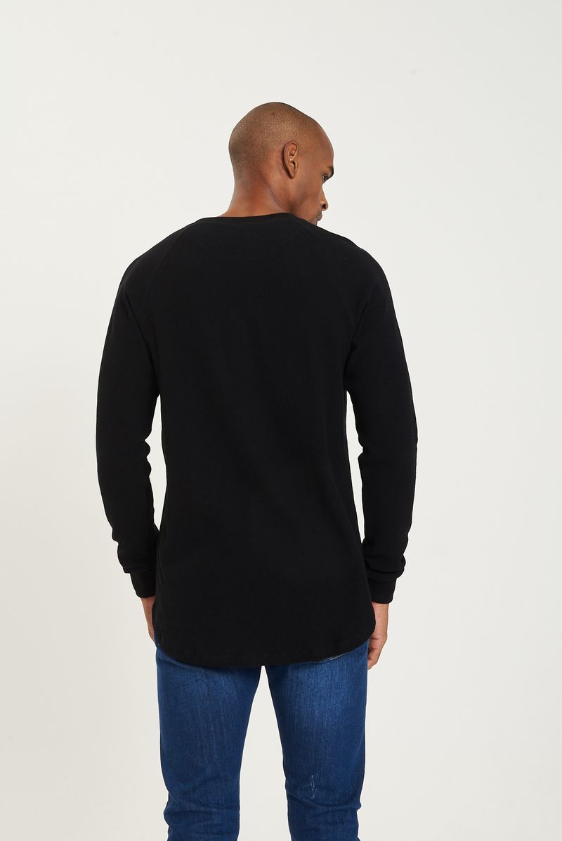 REMERA-MANGA-LARGA-ROMA